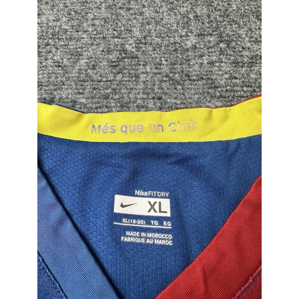 Boys Soccer Nike Barcelona Ronaldinho Home Jersey Blue Red, Size XL (18–20) - Picture 5 of 11